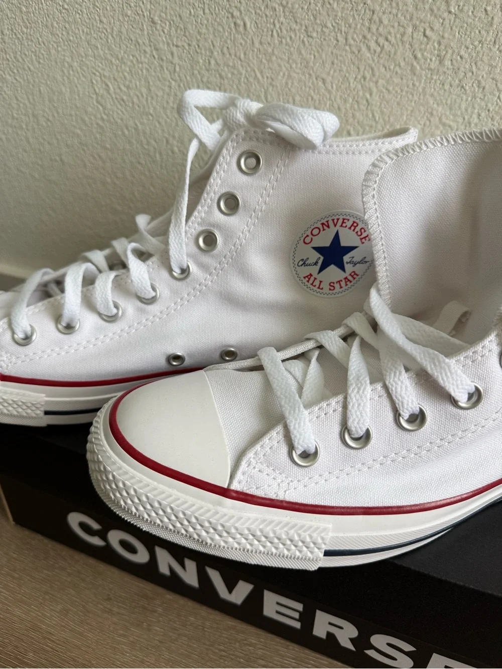 NIB Converse All Star Chuck Taylor Optical White  High Top Sneakers Womens Men’s